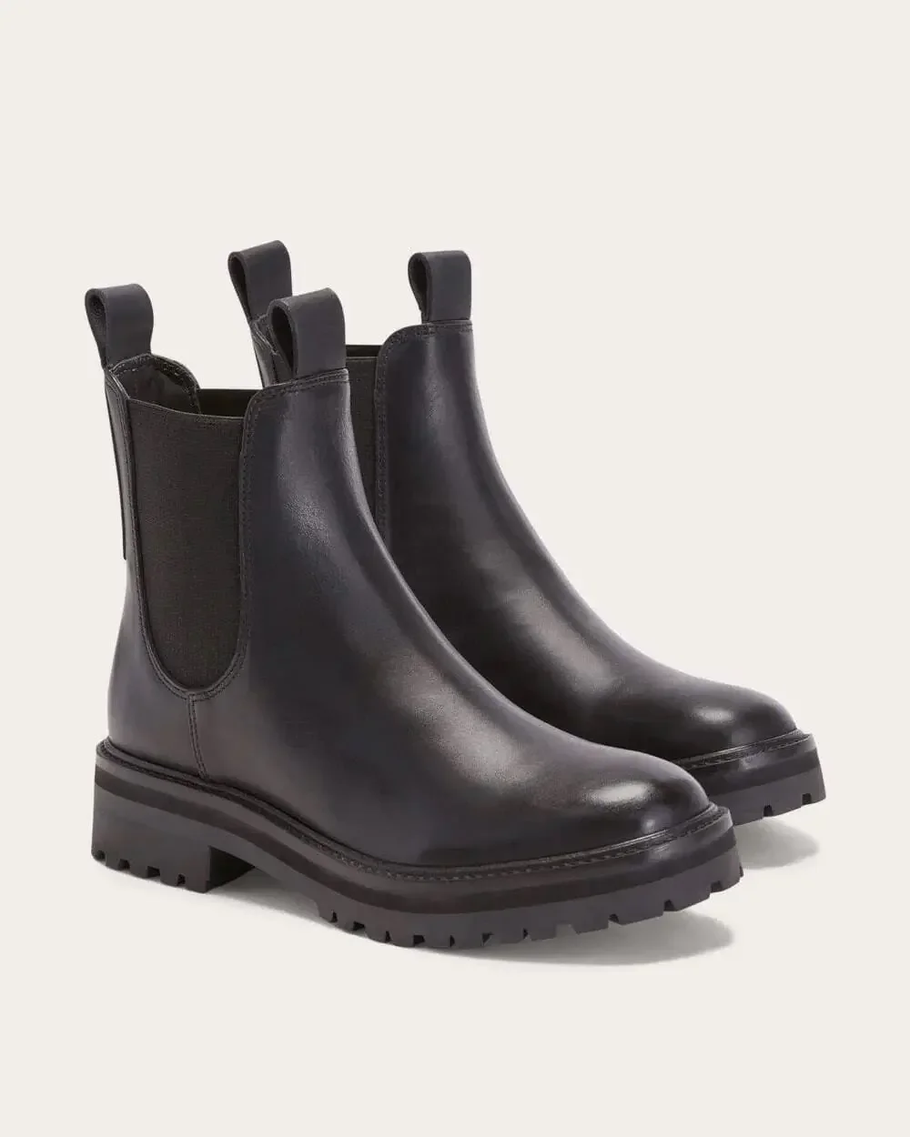 Everlane The Lug Chelsea Boot in Black Size 8